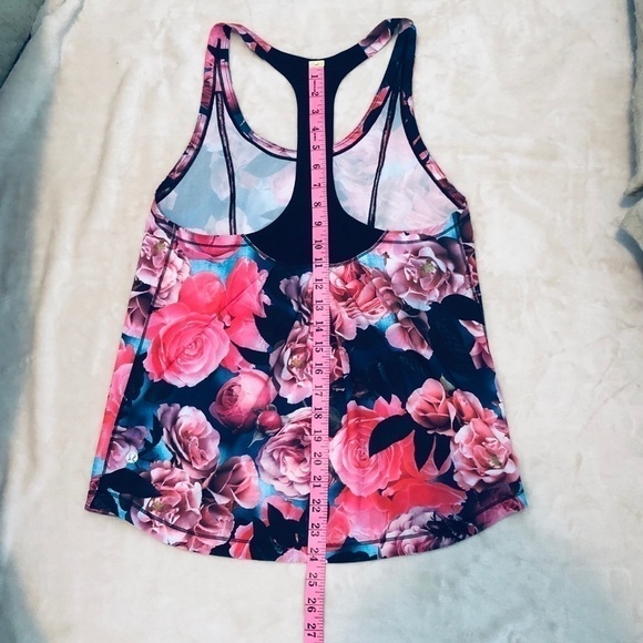 Lululemon Coastal Tank In Secret Garden Print - Picture 6 of 16